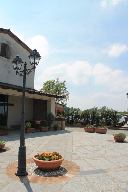 Agriturismo Le Casette Кастельветро-ді-Модена Екстер'єр фото